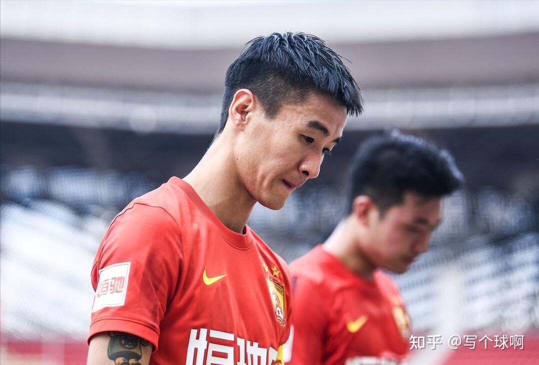 乐鱼体育APP关键时刻广州队回应争议西汉姆国际比赛日更衣室发声，媒体一致点评：国际比赛日纽卡斯尔状态回暖(贝克汉姆如何回应香港球迷的嘘声事件)